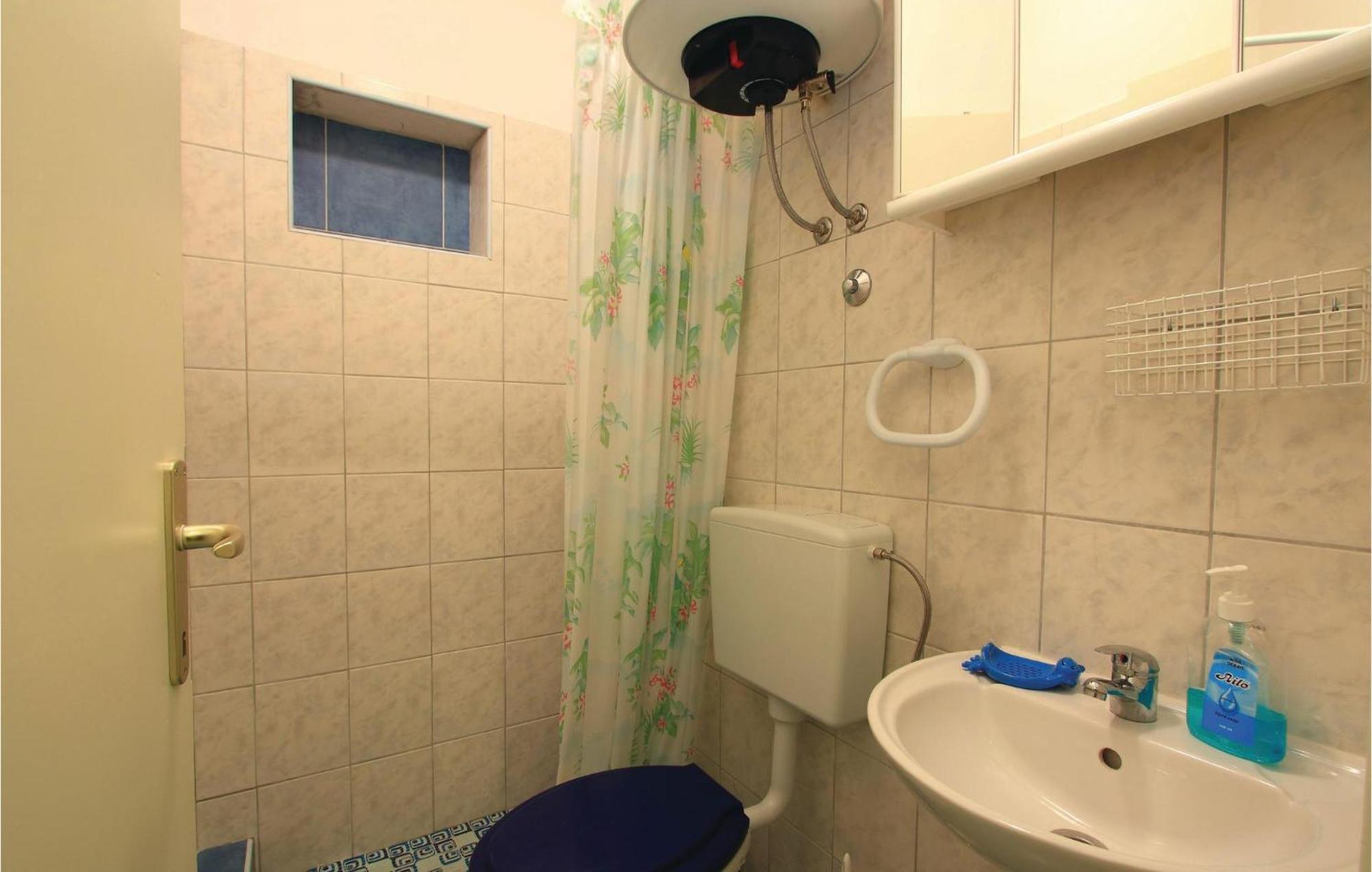 1 Bedroom Awesome Apartment In พูลา ภายนอก รูปภาพ